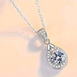Certified 1 Carat Moisssnite Sterling Silver Pendant Necklace
